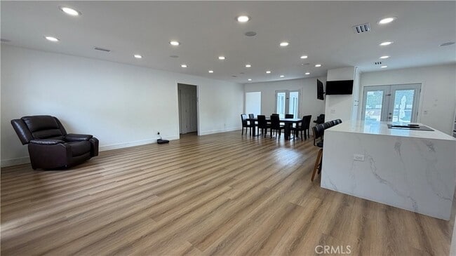 Building Photo - 5855 Shirley Ave