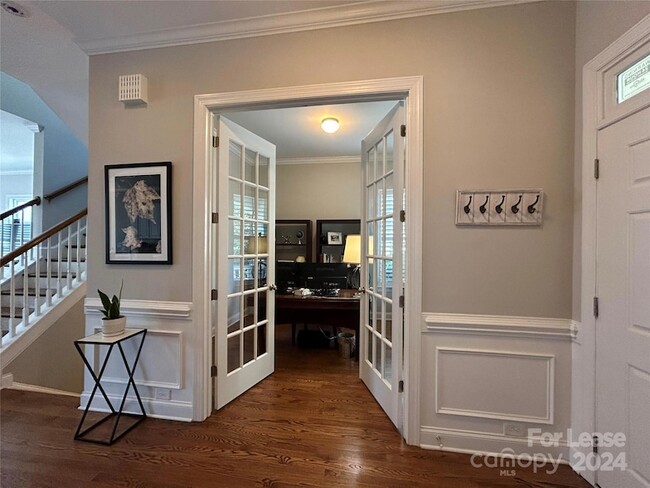 Foto del edificio - 4736 Water Oak Rd