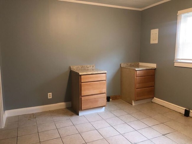 Foto del edificio - Charming 2 BR / 1 BA available for rent!