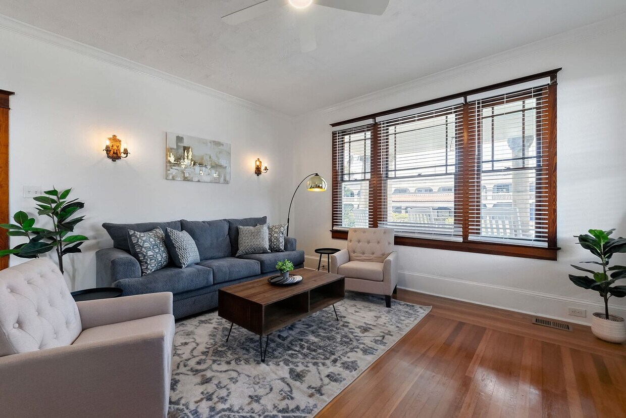 Primary Photo - 116 San Marco Ave