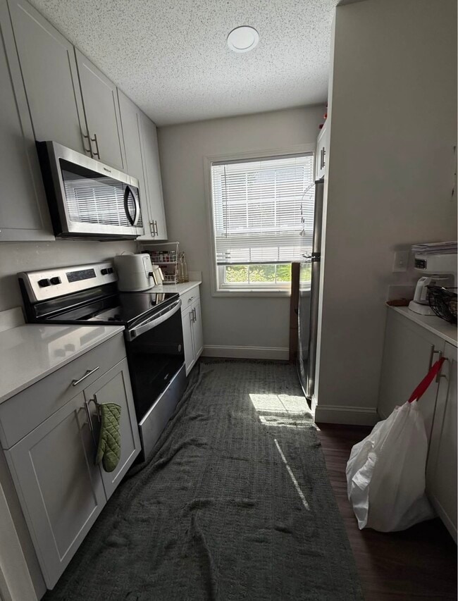 Building Photo - 608 Windsor Ridge Dr