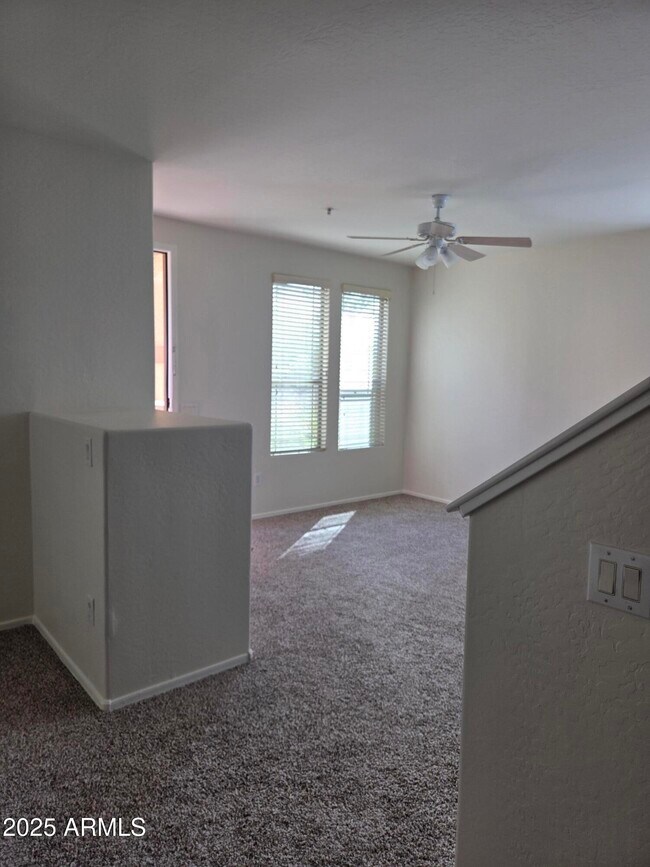 Foto del edificio - 42424 N Gavilan Peak Pkwy