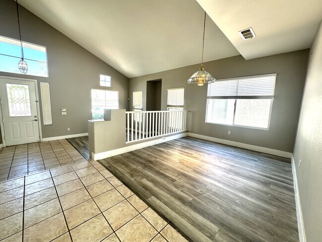 Building Photo - 293 Sea Rim Ave
