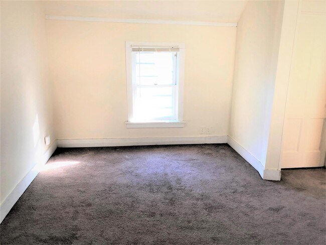 Foto del edificio - 842 E Johnson St