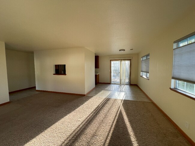 Building Photo - 6336 Pryor St