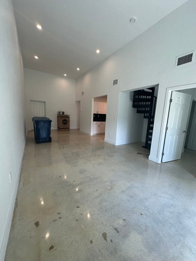Building Photo - 10989 SW 239th St