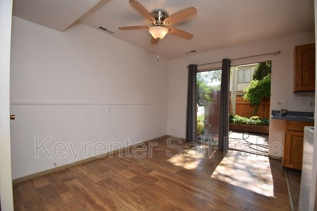 Building Photo - 6054 S 2075 E