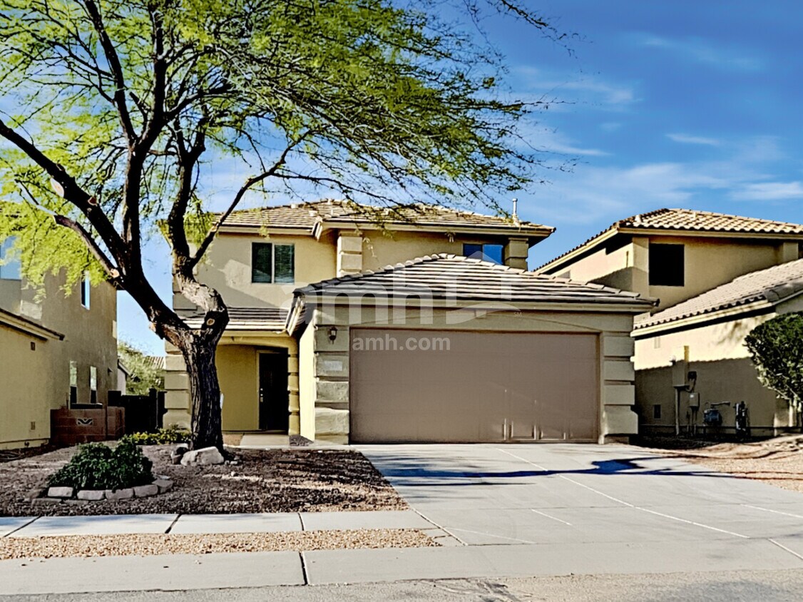 Foto principal - 341 W Amber Hawk Ct