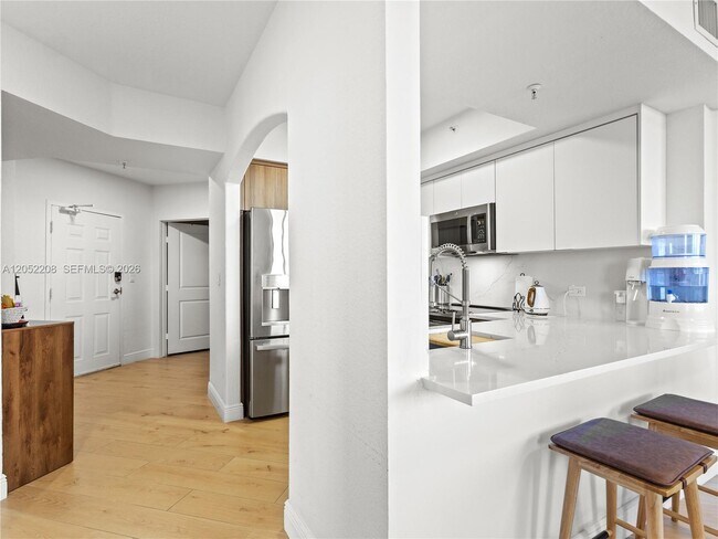Foto del edificio - 2301 SW 27th Ave