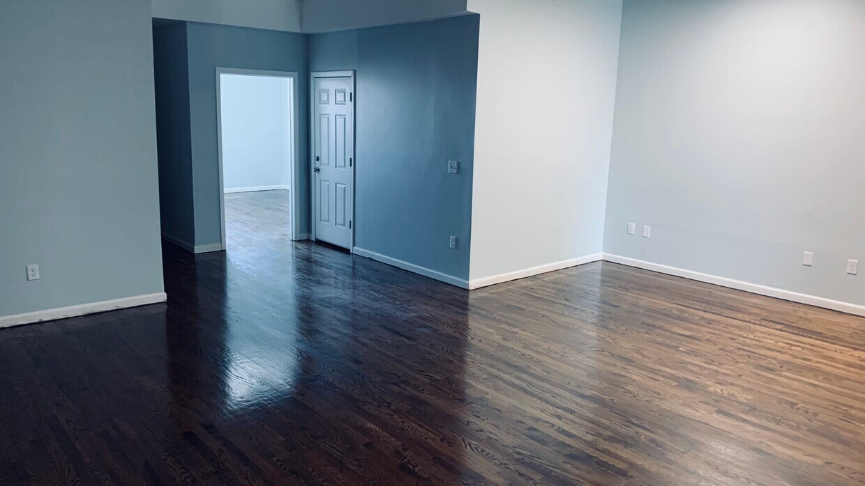 Foto principal - 1207 Summit Ave