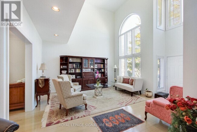 Photo du bâtiment - 1814 Rosebank Rd