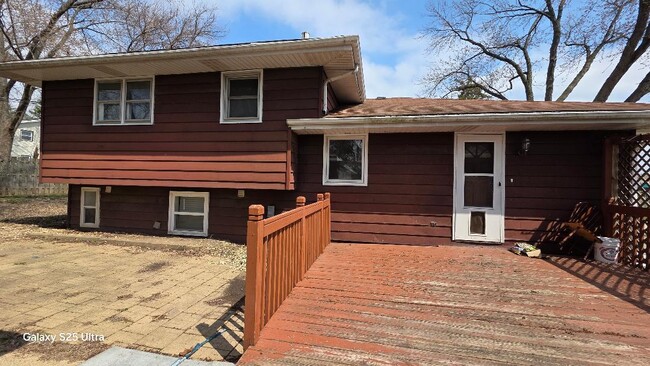 Building Photo - 2420 63rd St