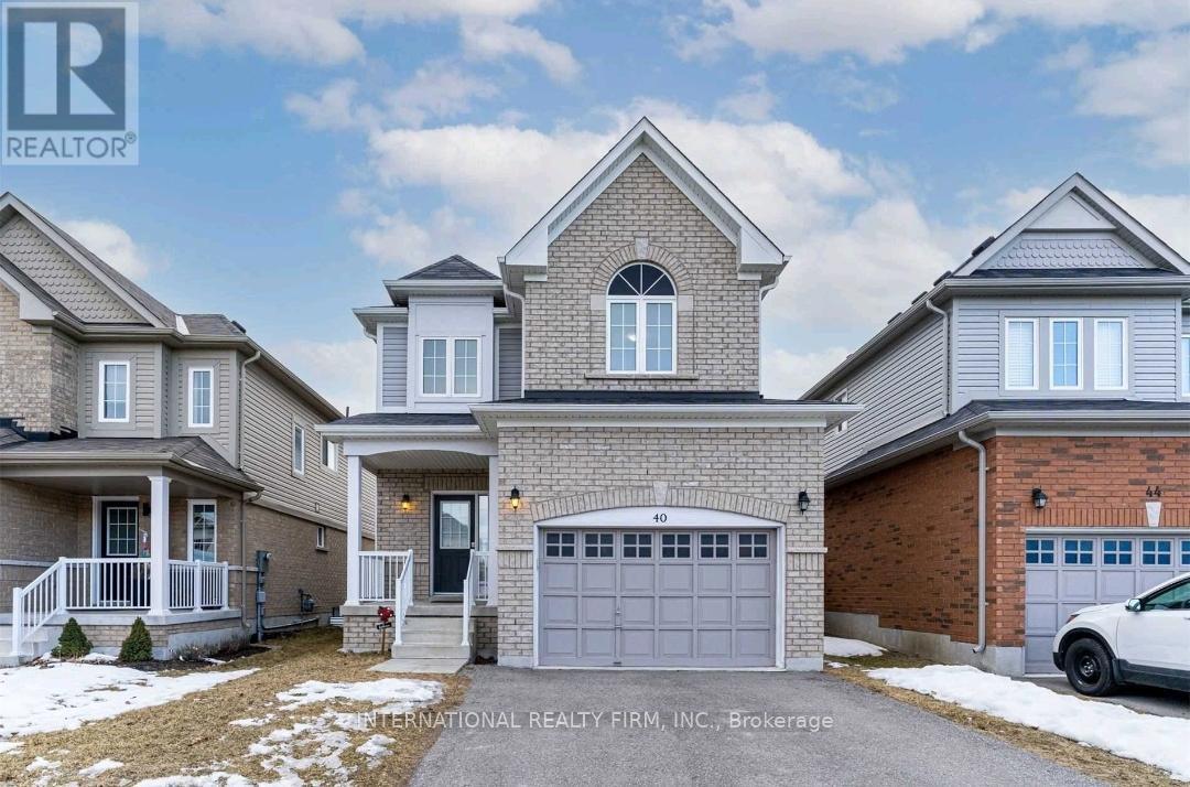 Photo principale - 40 Forrester Dr
