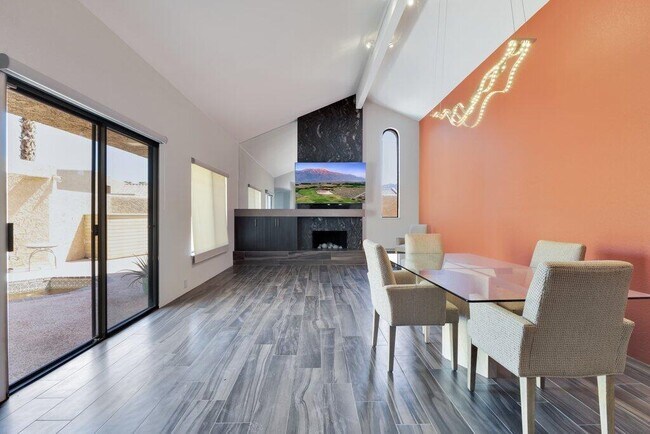 Building Photo - 73416 Irontree Dr