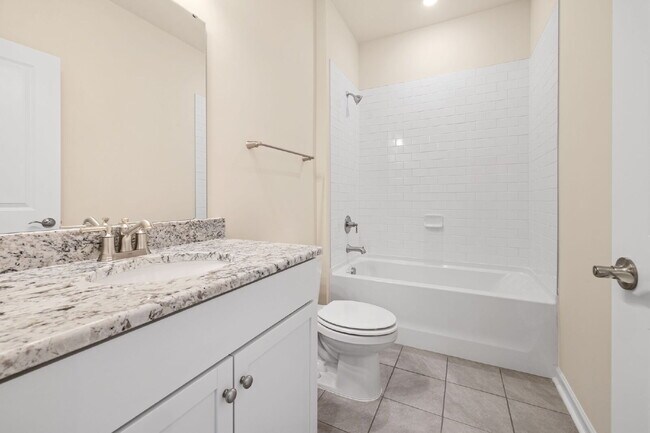 Foto del edificio - Available July 10! Spacious 4BR/2BA Ranch in North East Raleigh – Internet & Cable Included | Ope...