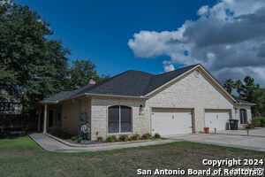 Building Photo - 528 Blue Heron Ln