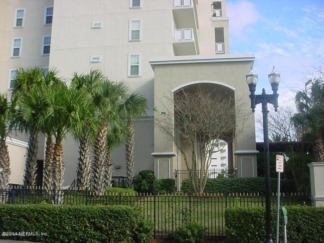Building Photo - 2 bedroom in Jacksonville FL 32202