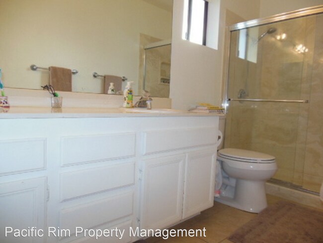 Foto del edificio - 4 br, 2.5 bath House - 13322 Sparren Ave