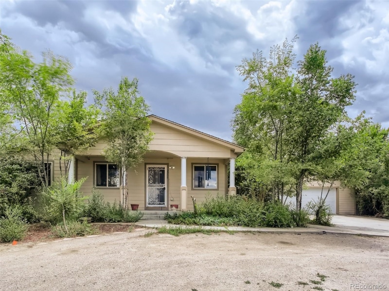 Primary Photo - 2900 W 55th Ave