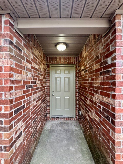 Building Photo - 4301 SW Broadstone Ave