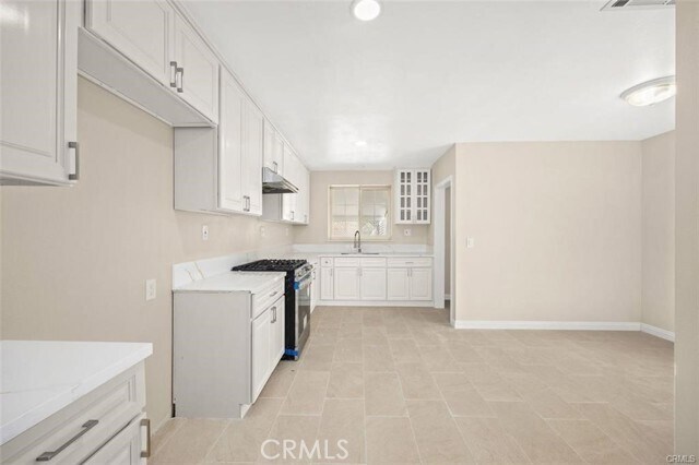 Foto del edificio - 270 S Burton Ave