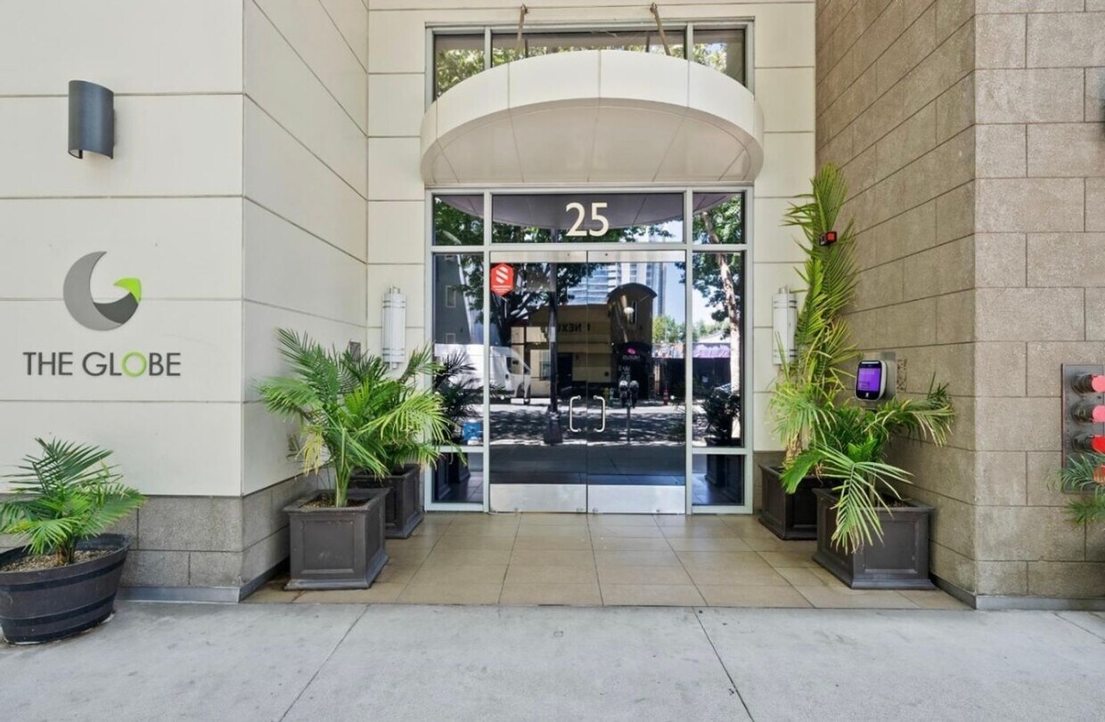 Primary Photo - Gorgeous Modern 1 Bedroom Loft near Paseo ...