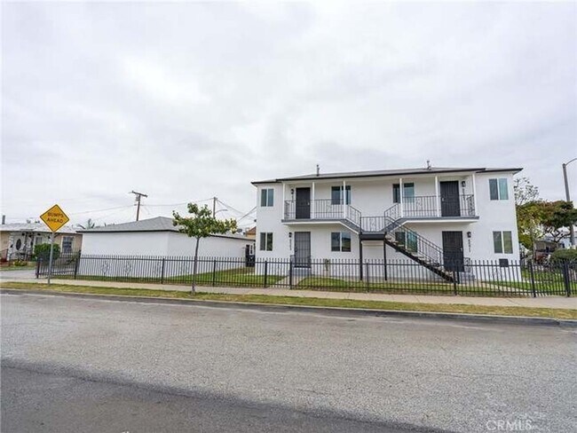 Foto del edificio - Newly refurbished one bedroom apartments a...