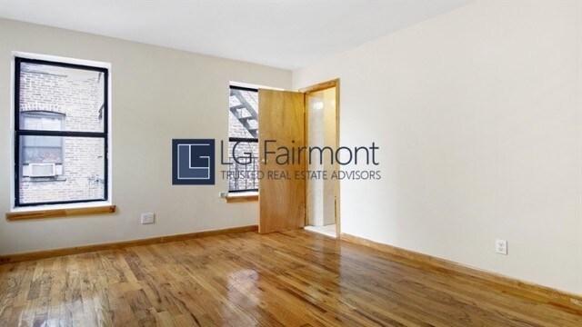 Building Photo - 858 Lexington Ave