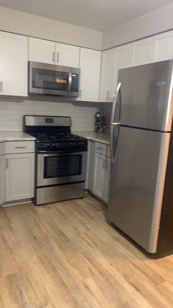 Foto del edificio - 2-Bedroom, 1-Bath Apartment – $1,900/month...
