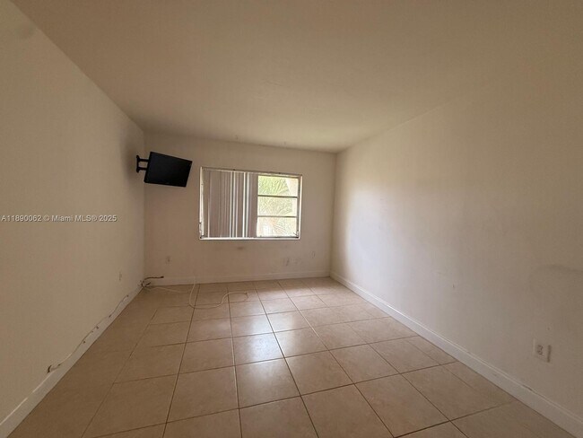 Foto del edificio - 13890 SW 90th Ave