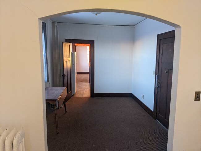 Dining Room - 233 Main St