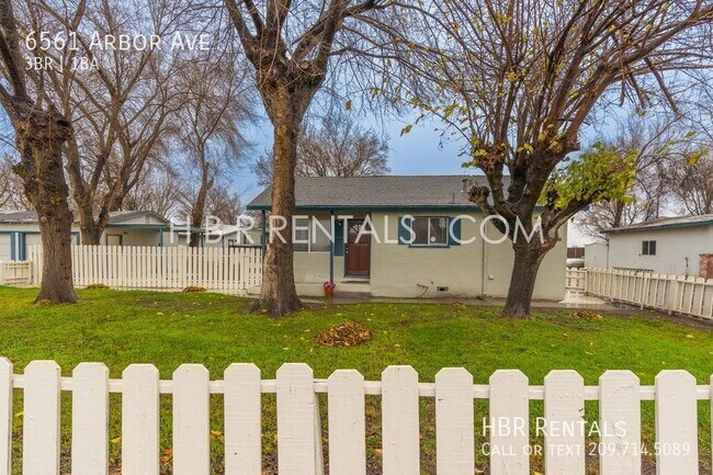 Foto del edificio - Tracy Single Story 3 Bedroom - Country Living