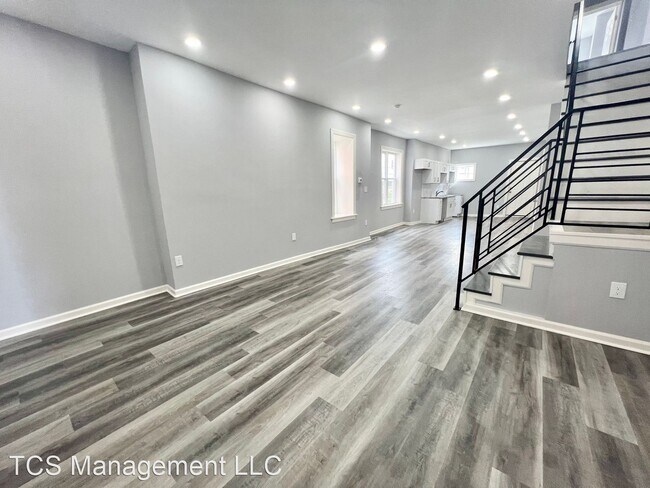 Foto del edificio - 3 br, 1 bath House - 5532 Chancellor Street