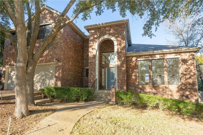 Foto del edificio - 10646 Floral Park Dr