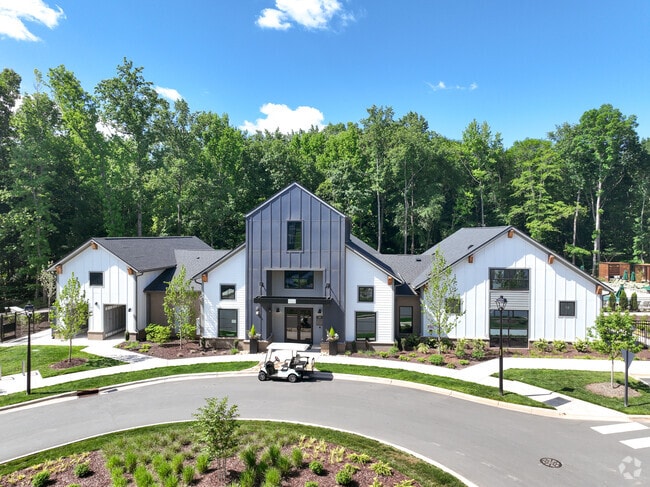 Leasing Office - Axis at The Park