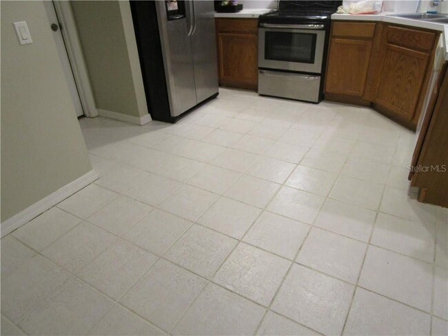 Building Photo - 12945 Kings Crossing Dr
