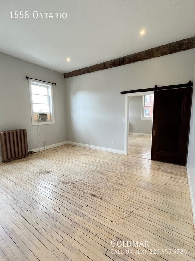 Building Photo - Incredible Walkerville Character 1-Bedroom