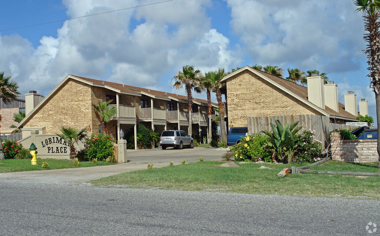 Building Photo - 15217 Leeward Dr