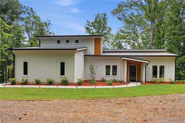 Building Photo - 161 Hoot Owl Ln