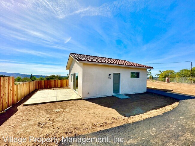 Building Photo - 1 br, 1 bath House - 3682 Alta Vista Drive...