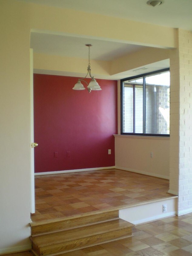 Foto principal - 9822 Georgia Ave
