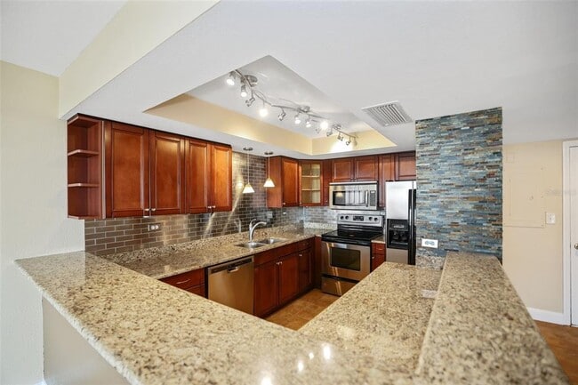 Building Photo - 450 Treasure Island Causeway