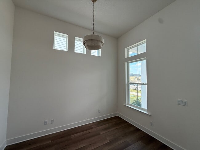 Foto del edificio - 5554 Lumber Ml Rd