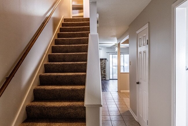 Foto del edificio - Maumelle 2 Bedroom Townhouse for Rent – Up...