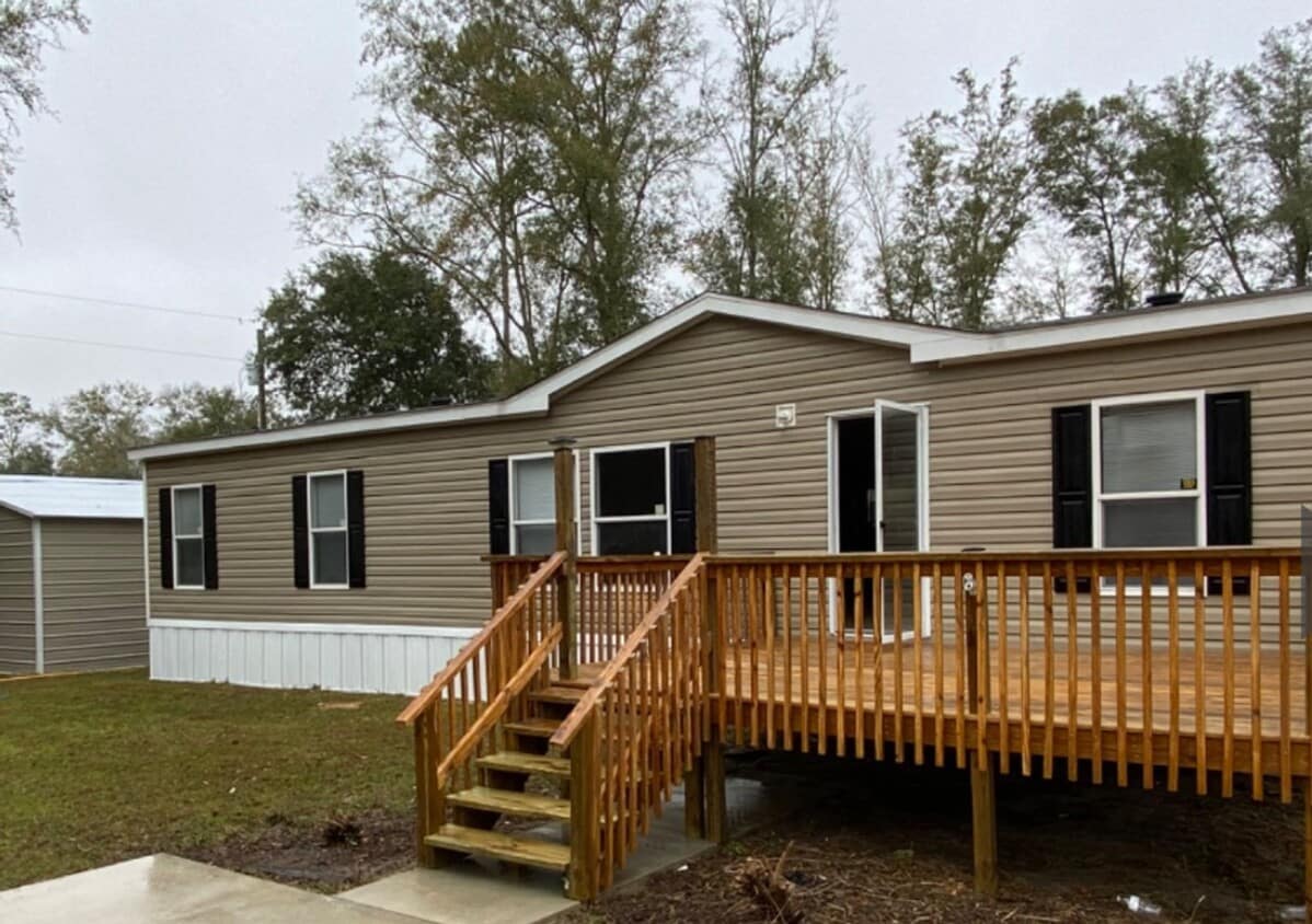Primary Photo - Newer 3 bedroom, 2 bath manufactured home ...
