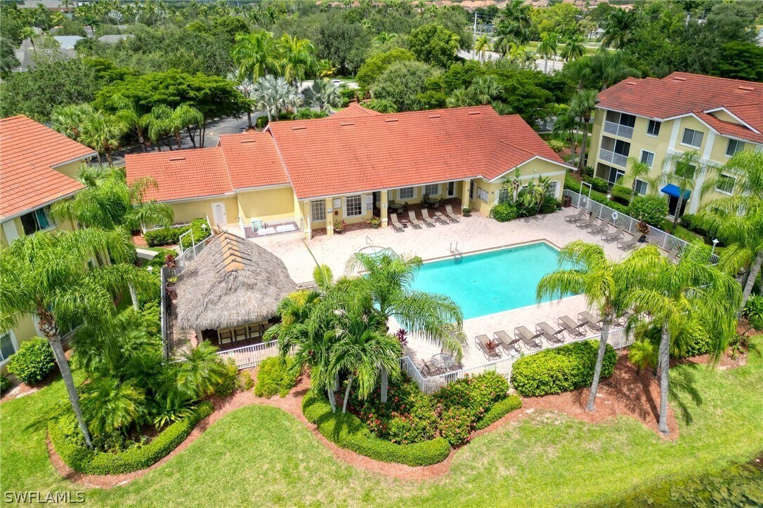 Foto del edificio - 8294 Key Royal Cir