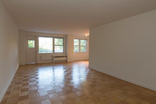 Primary Photo - 645 W 252nd St