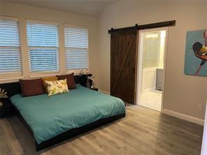 Building Photo - 2611 Lakeridge Dr