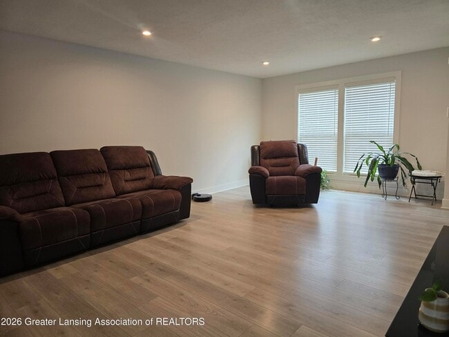 Building Photo - 3847 Zaharas Ln