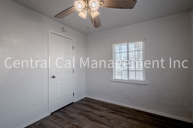 Foto del edificio - 2 Bedroom/1 Bath Home - $1395 Per Month!